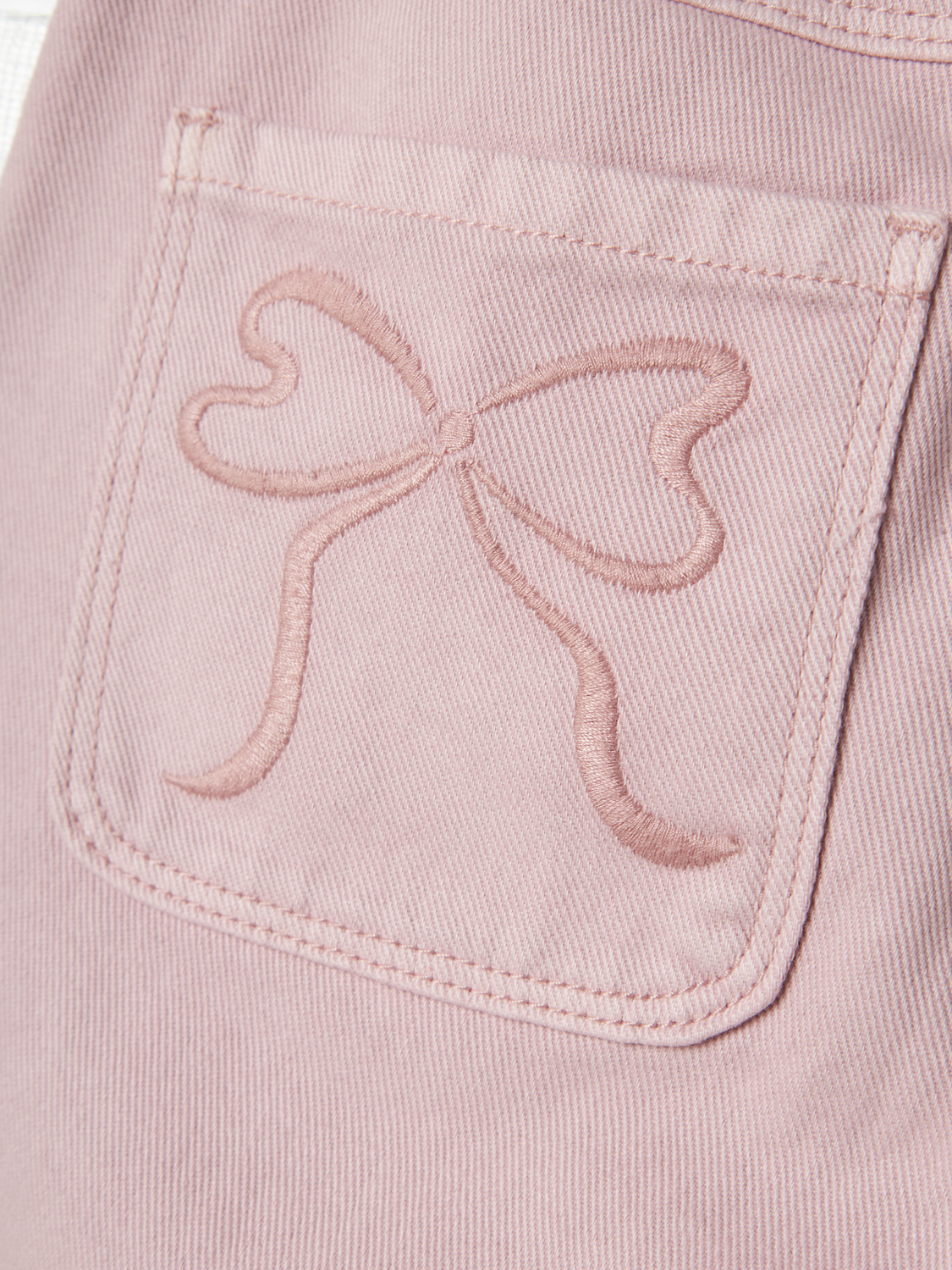 model_shot-front_full